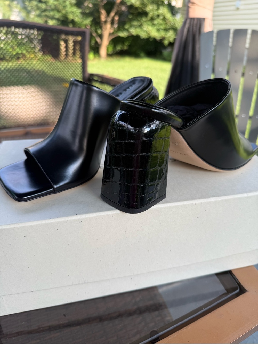 Dear Frances Black Croc-Embossed Block Heel Open-Toe Mule